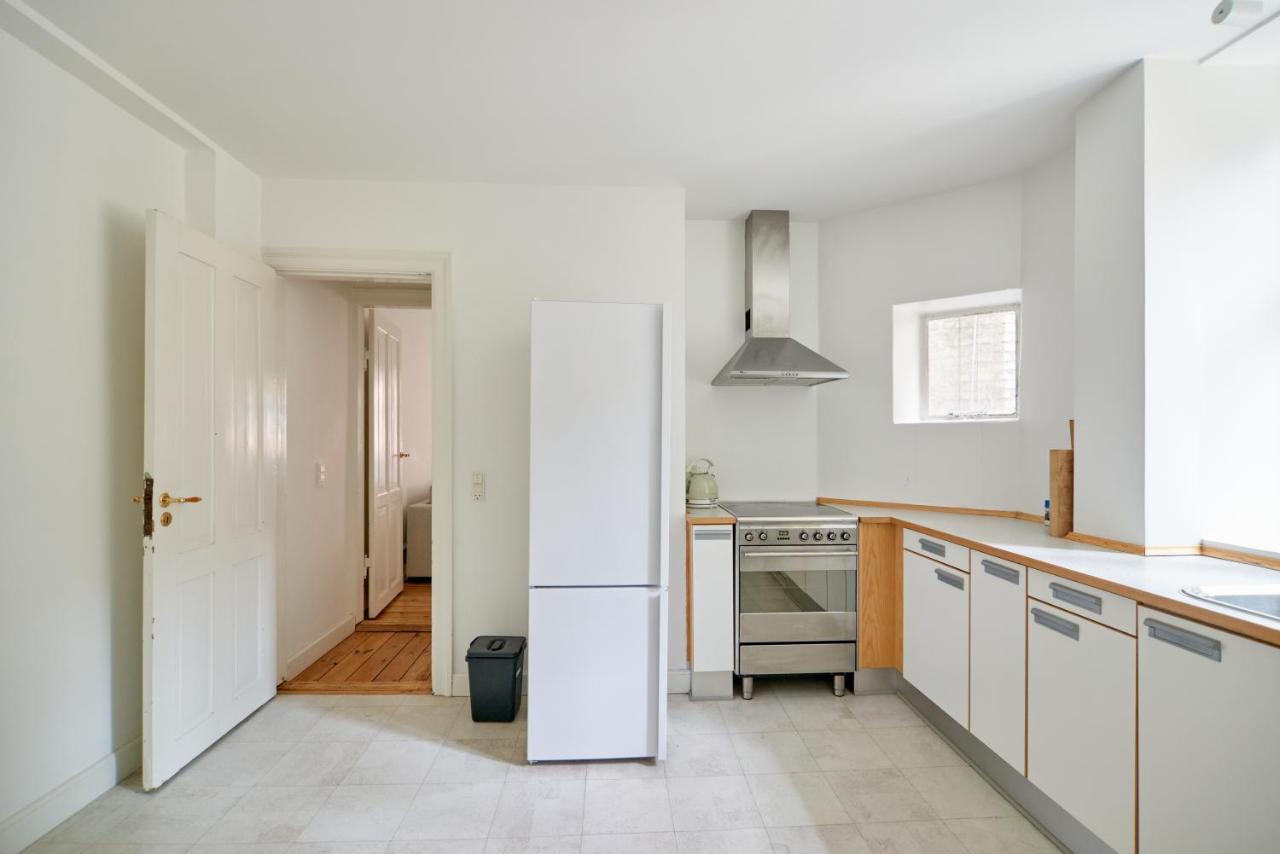 Xl Flat W 3 Bedrooms By Kings Garden In Cph Kopenhagen